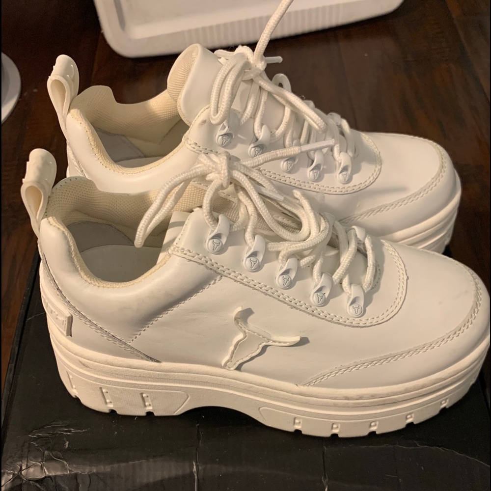 Sneaker 👟 flat forms